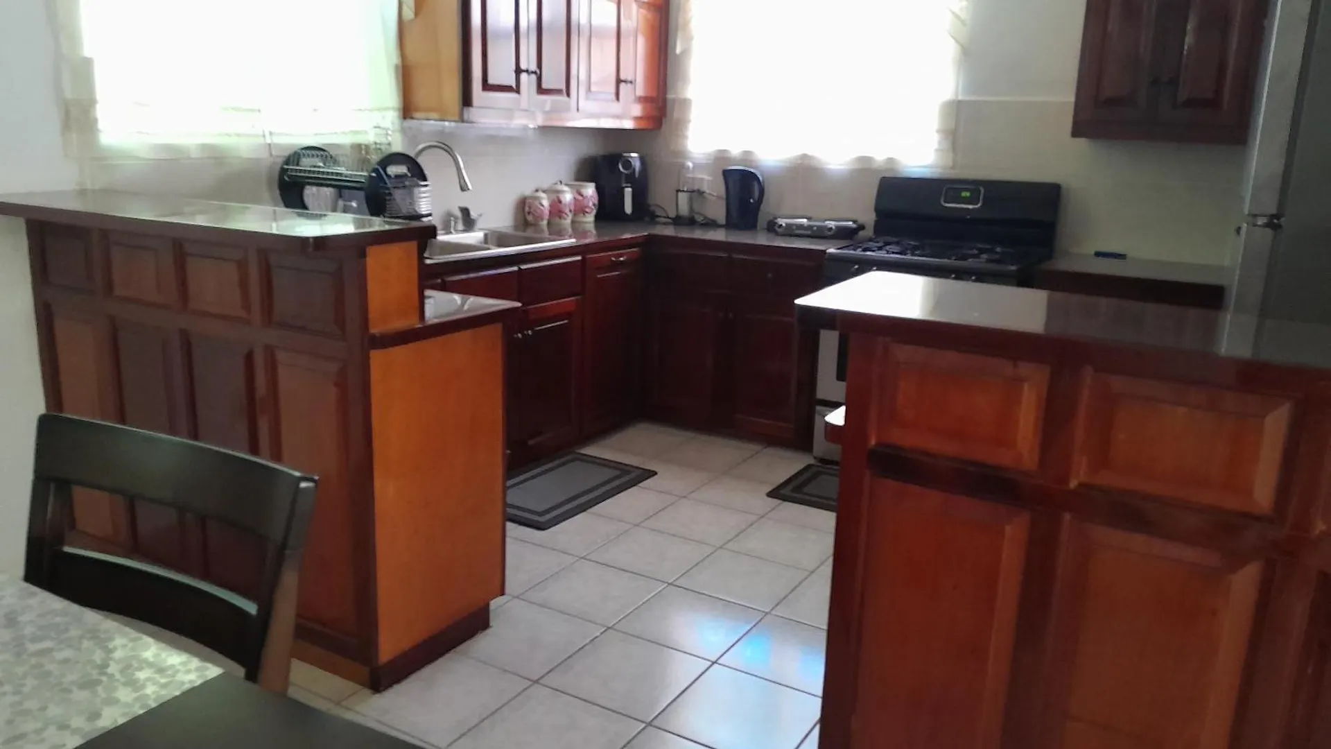 Abigail Diamond 2 Bedroom Apt Near Nanny Cay Marina Hannah Apartment